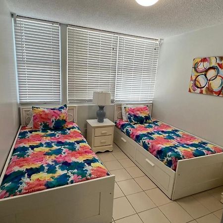 Ocean Front 2 Bedroom & Bath In Isla Verde San Juan Kültér fotó