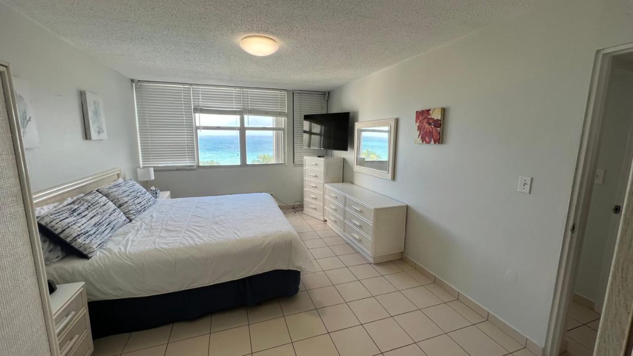 Ocean Front 2 Bedroom & Bath In Isla Verde San Juan Kültér fotó